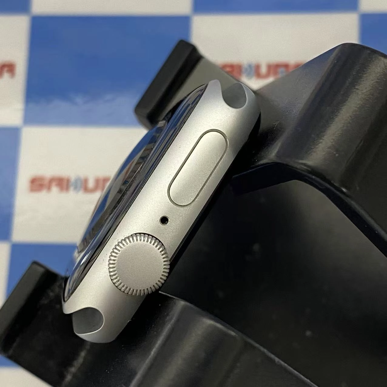 Apple Watch SE 第1世代 40mm GPSモデル 32GB シルバー MYDM2J/A訳あり品