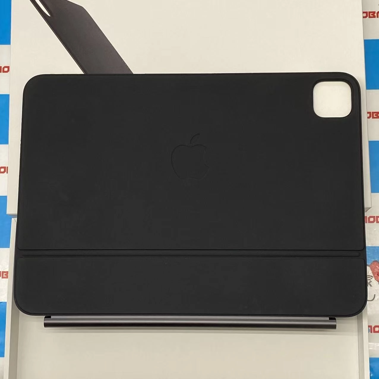 Apple Magic Keyboard iPad Pro 11インチ(第5世代)用 ブラック MWR23J/A 新品同様