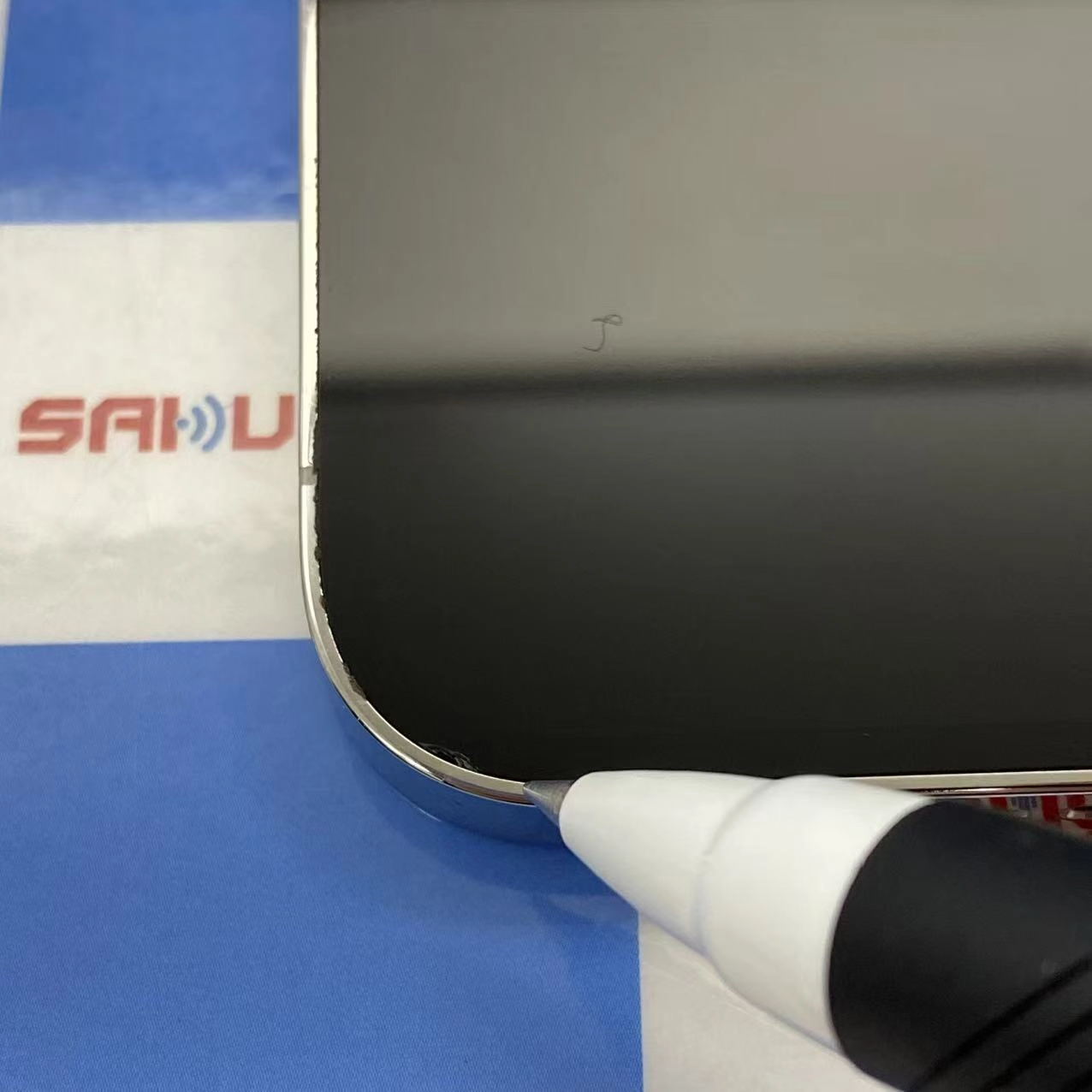 iPhone13 Pro Max 128GB シルバー MLJ53J/A AU版SIMフリー ジャンク品