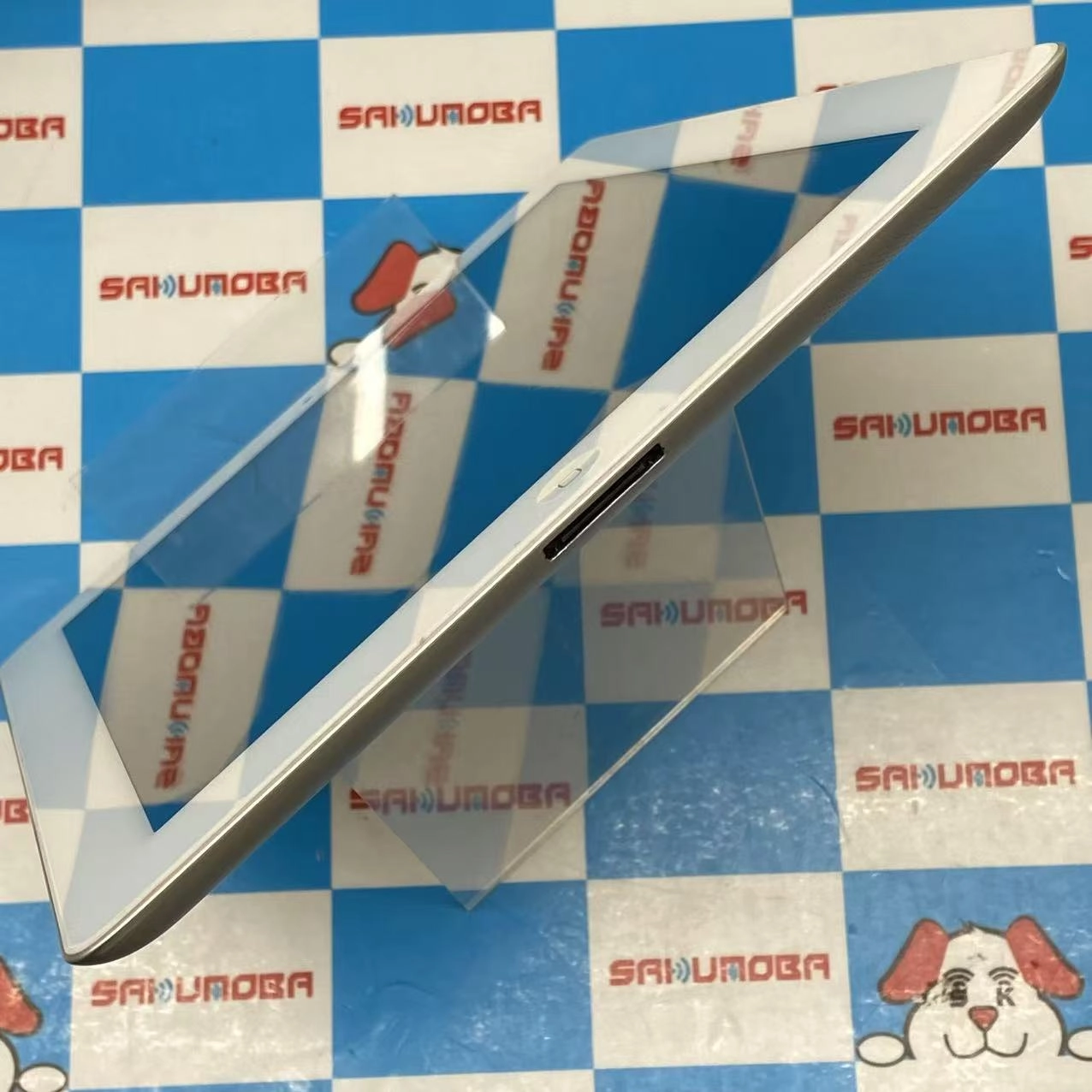 iPad 第2世代 16GB ホワイト MC979J/A ジャンク品