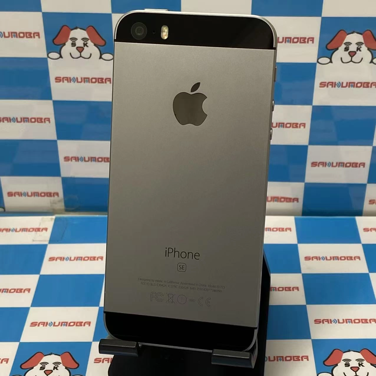 iPhoneSE 16GB スペースグレイ MLLN2J/A docomo版SIMフリー 訳あり品