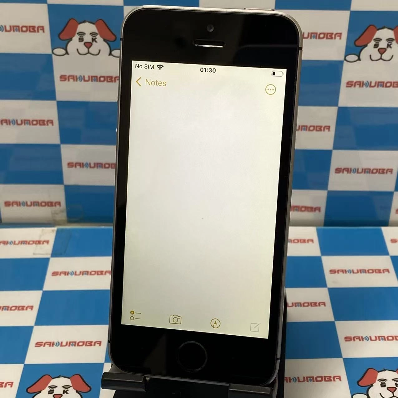 iPhoneSE 16GB スペースグレイ MLLN2J/A docomo版SIMフリー 訳あり品