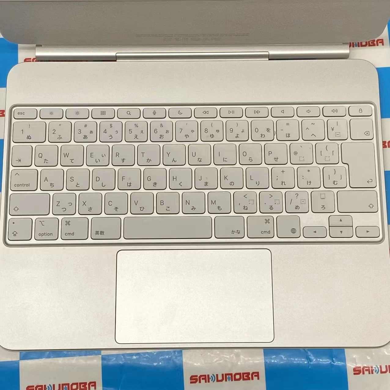 13インチiPad Pro(M4)用Magic Keyboard ホワイト MWR43J/A 美品