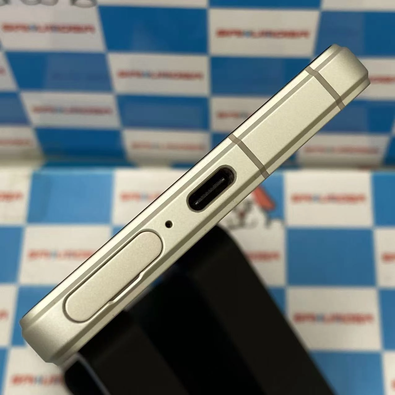 Xperia 5 V 256GB プラチナシルバー XQ-DE44 SIMフリー 極美品