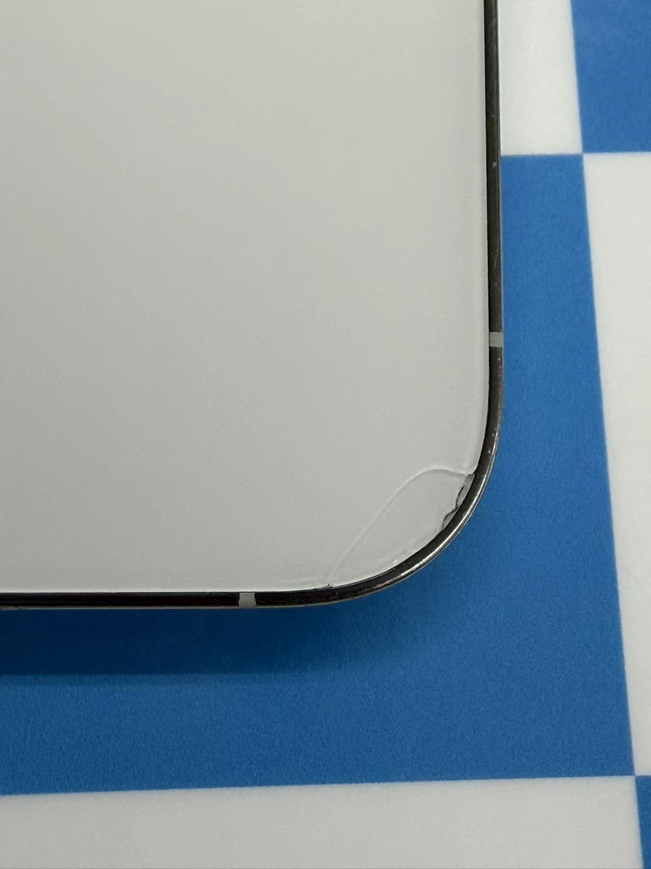 iPhone14 Pro 256GB シルバー MQ0Y3J/A SoftBank版SIMフリー