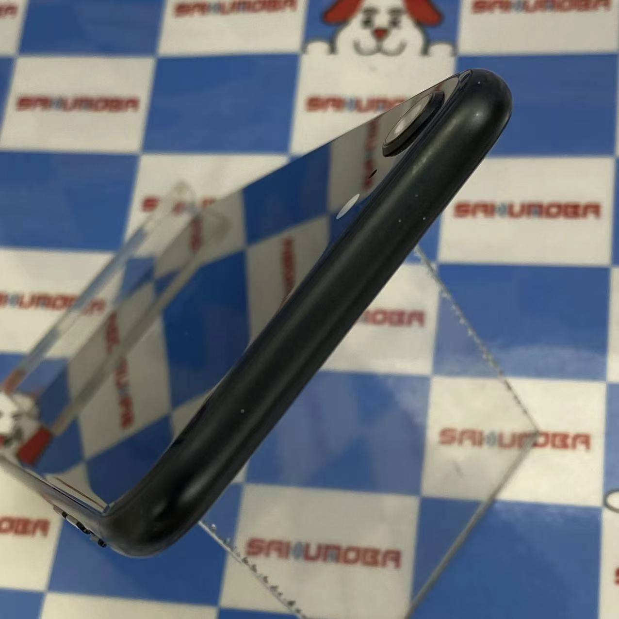 iPhoneSE 第3世代 64GB ミッドナイト MMYC3J/A AU版SIMフリー 美品