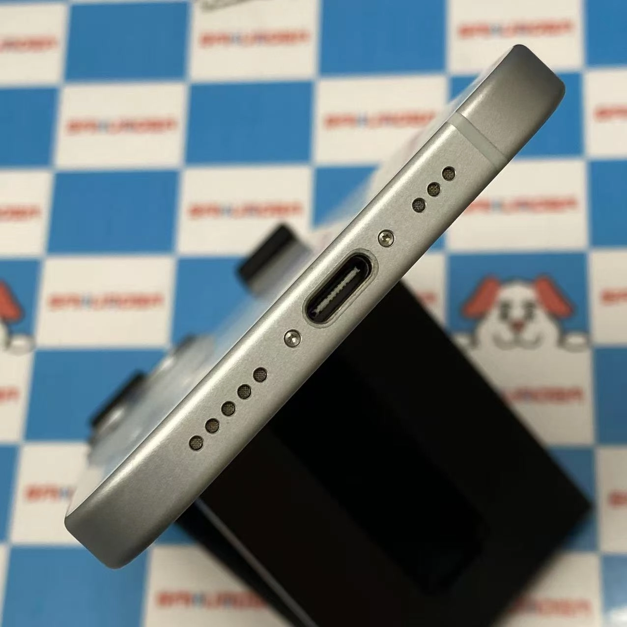 iPhone15 512GB ブルー MTMX3J/A docomo版SIMフリー 美品