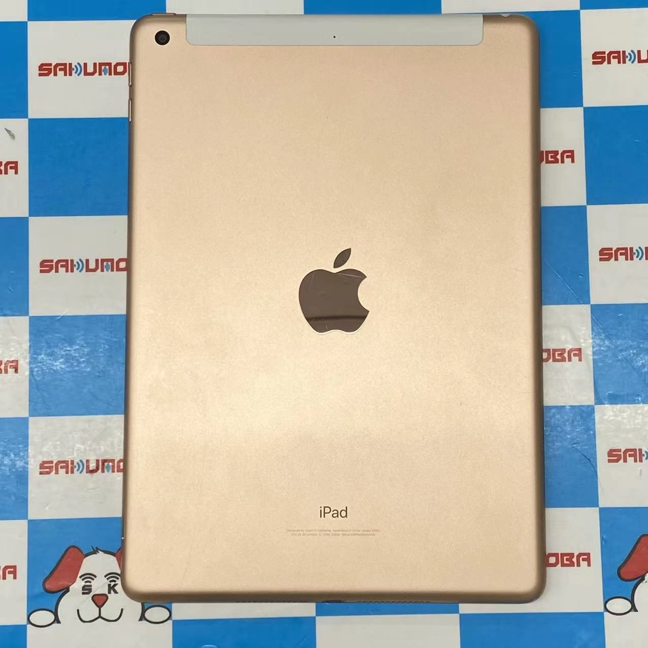 iPad 第6世代 Wi-Fi+Cellularモデル 128GB ゴールド MRM22J/A docomo版SIMフリー ジャンク品