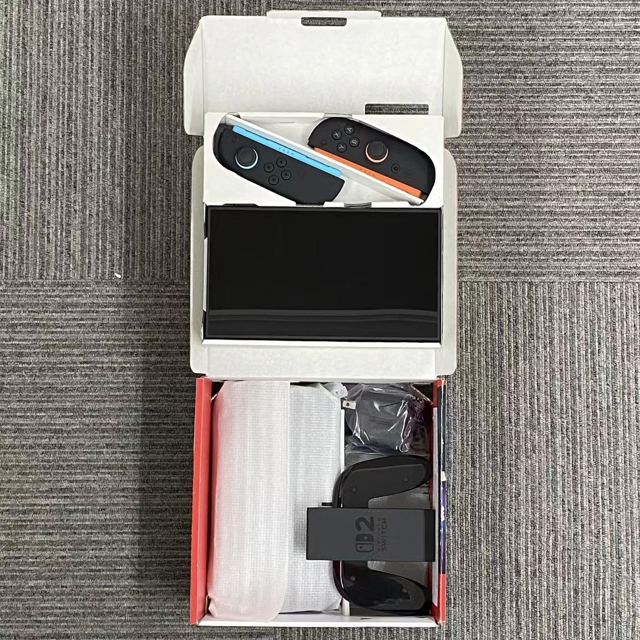 Nintendo Switch 2 256GB グレー BEE-S-KB6BCA極美品