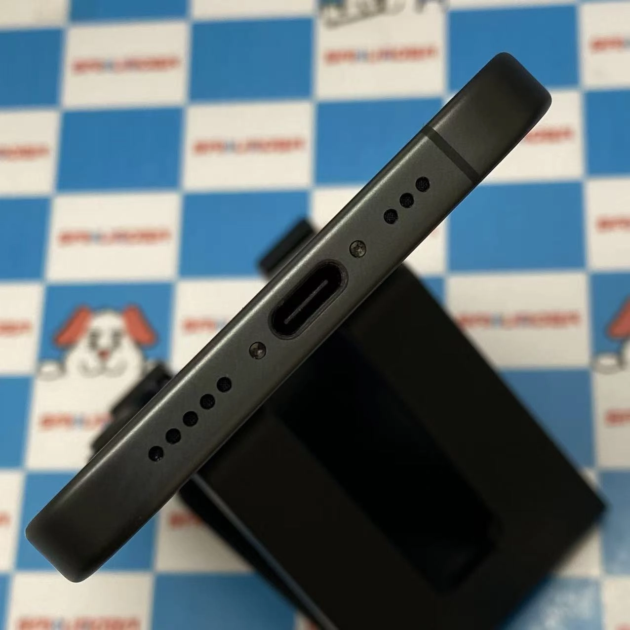 iPhone 17 256GB ブラック MG674J/A SoftBank版SIMフリー 新品同様