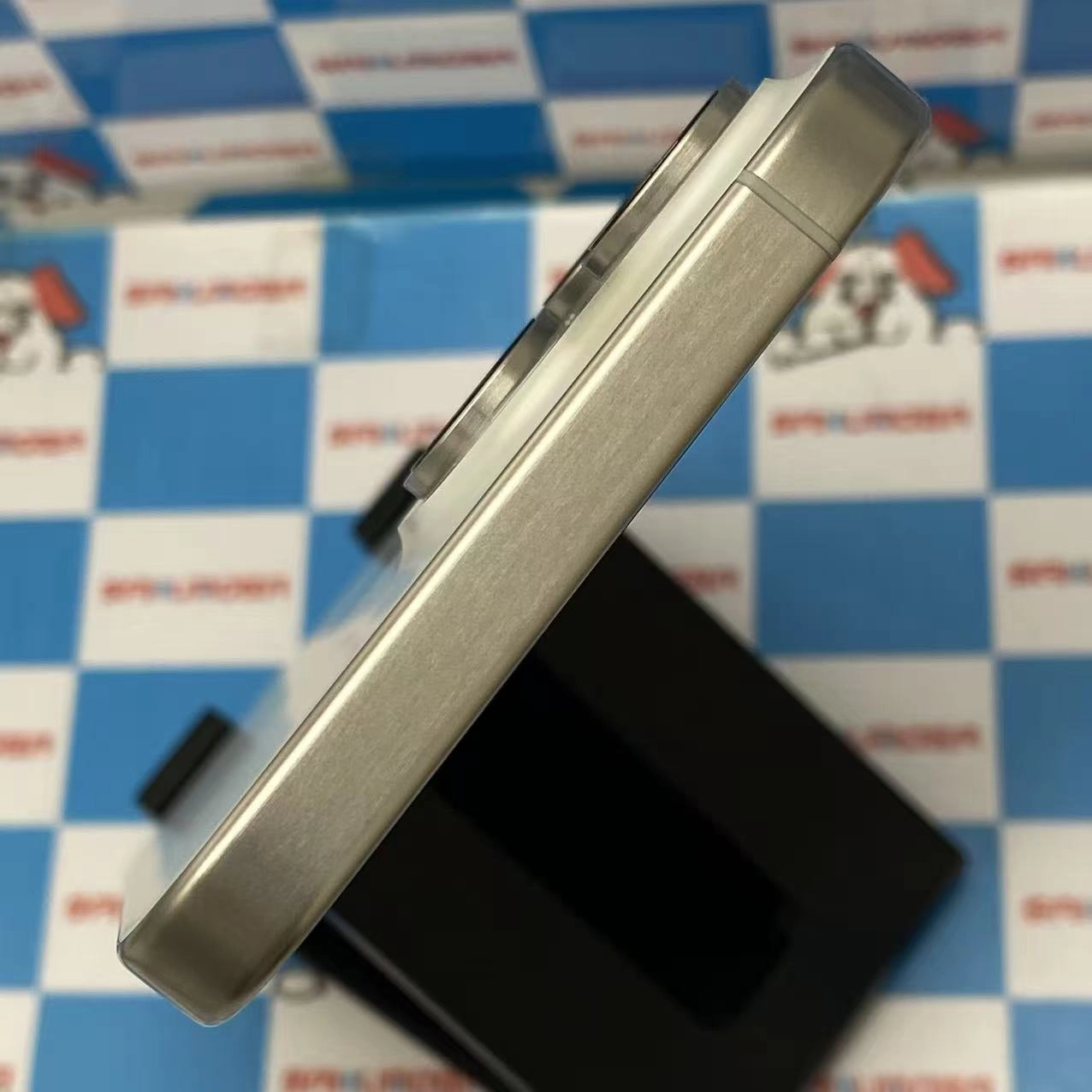 iPhone15 Pro Max 256GB ホワイトチタニウム MU6Q3J/A SIMフリー 極美品