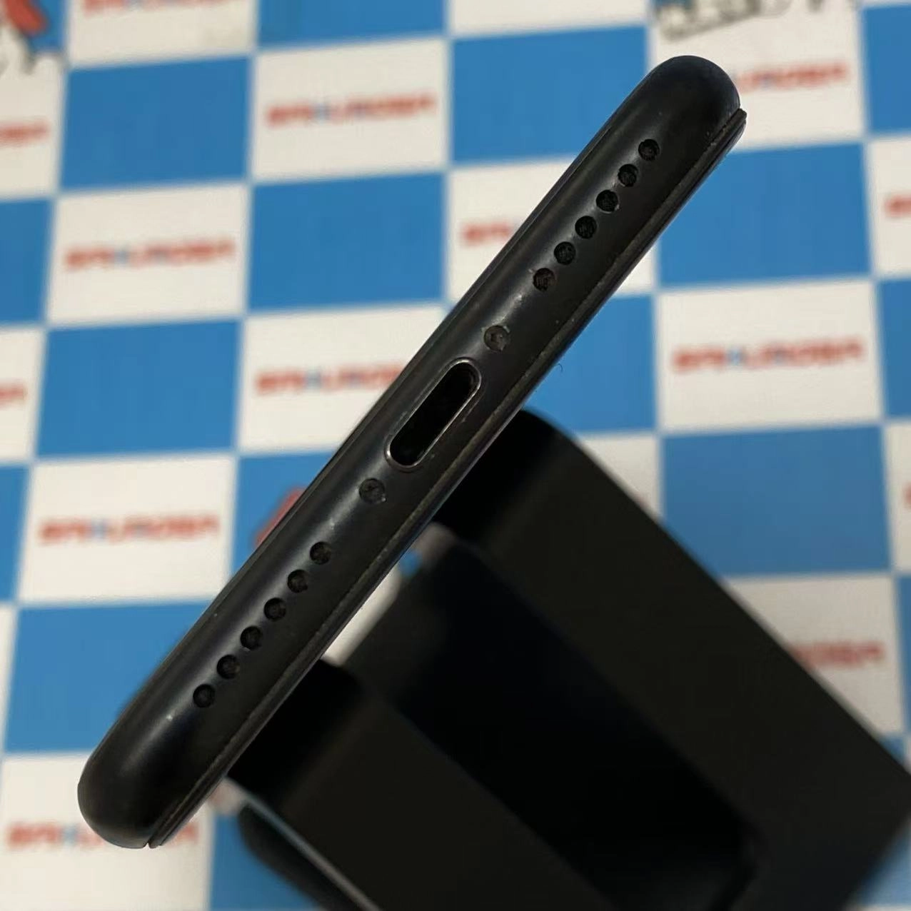 iPhoneSE 第2世代 128GB ブラック MHGT3J/A SoftBank版SIMフリー