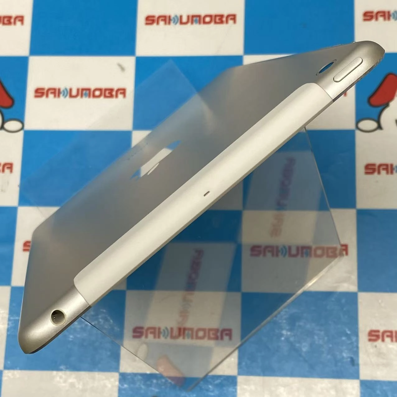 iPad mini 第1世代 Wi-Fi+Cellular 16GB シルバー MD543J/A au