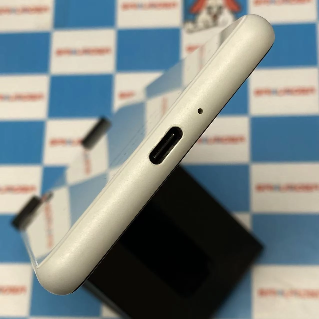 Xperia 10 II 64GB ホワイト SO-41A docomo版SIMフリー