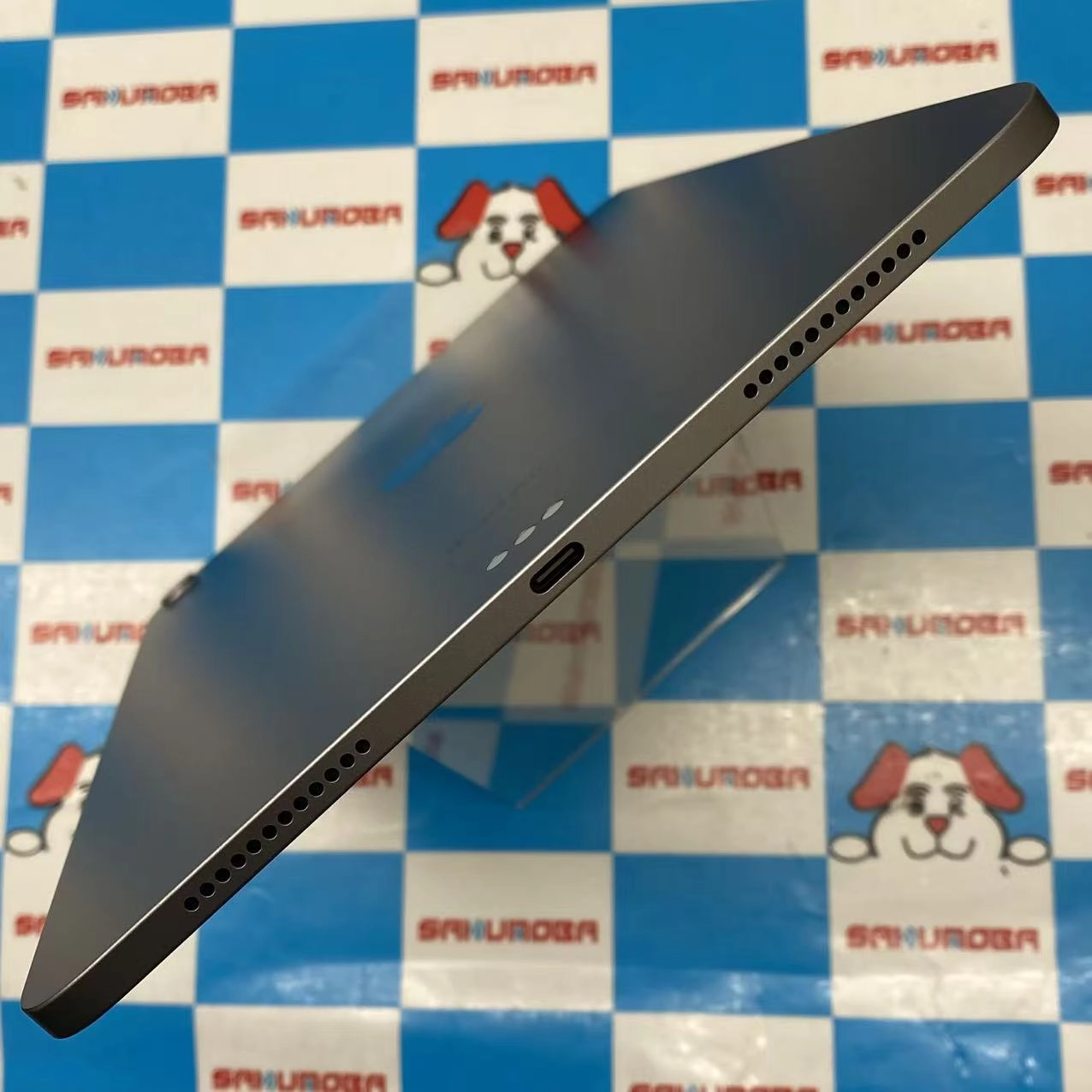 iPad Air 11インチ 第6世代 海外版Wi-Fiモデル 128GB スペースグレイ 4UWC3CH/A 新品同様