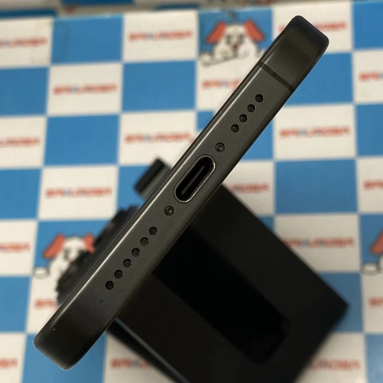 iPhone15 Pro Max 512GB ブラックチタニウム MU6U3J/A AU版SIMフリー au