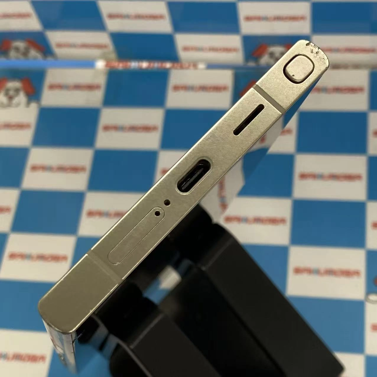 Galaxy S24 Ultra 256GB チタニウムグレー SCG26 AU版SIMフリージャンク品