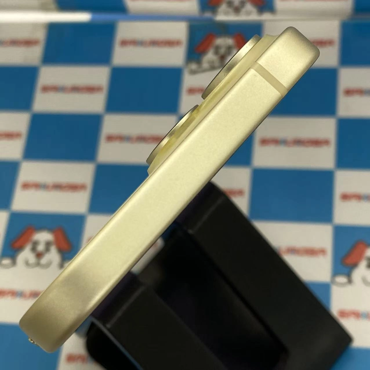 iPhone15 128GB イエロー MTMK3J/A SIMフリー 美品