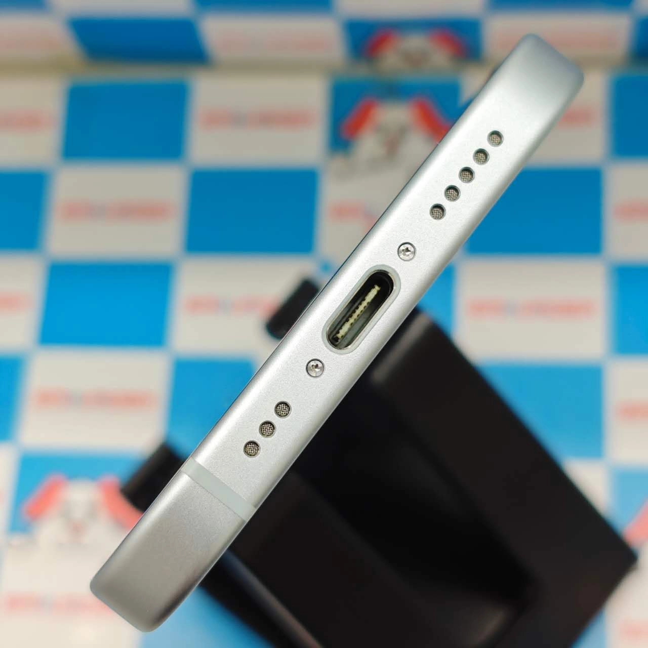 iPhone15 128GB ブルー MTML3J/A AU版SIMフリー 極美品