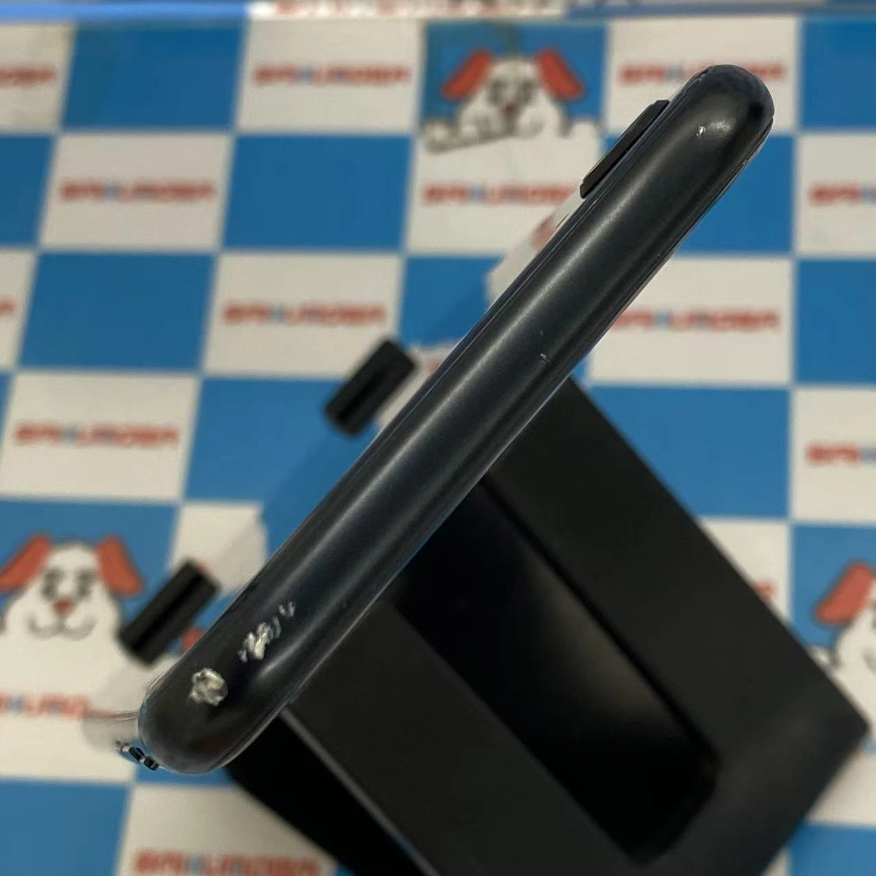 iPhoneSE 第3世代 64GB ミッドナイト MMYC3J/A SoftBank版SIMフリー電池100%