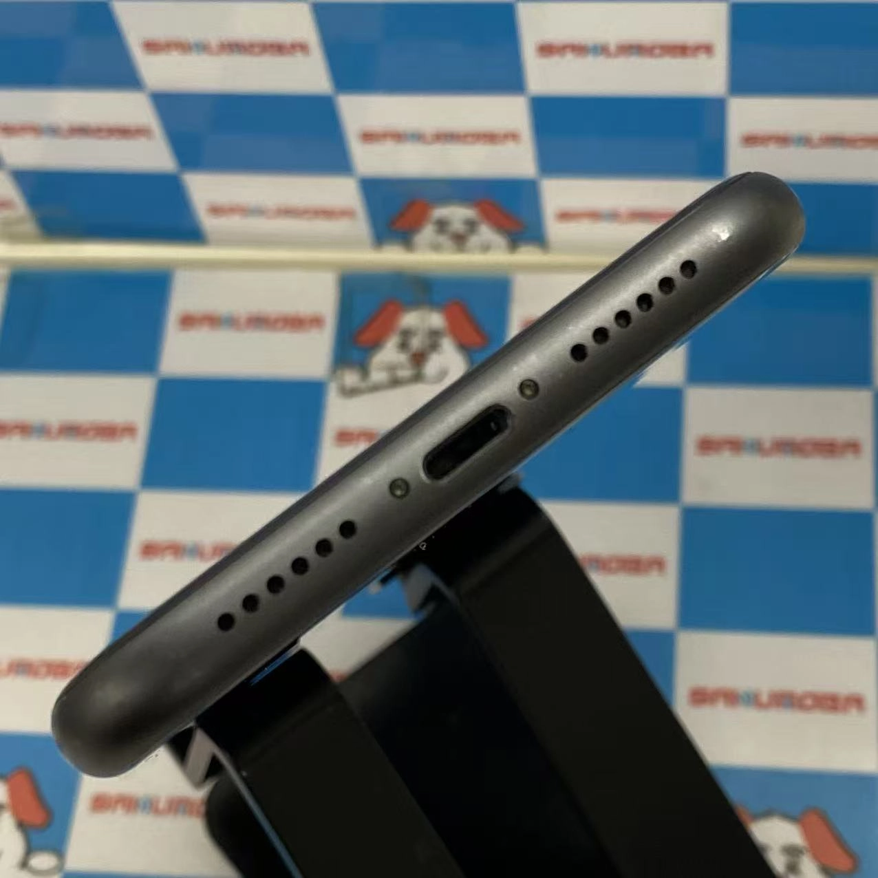 iPhone11 256GB ブラック MWM72J/A docomo版SIMフリー