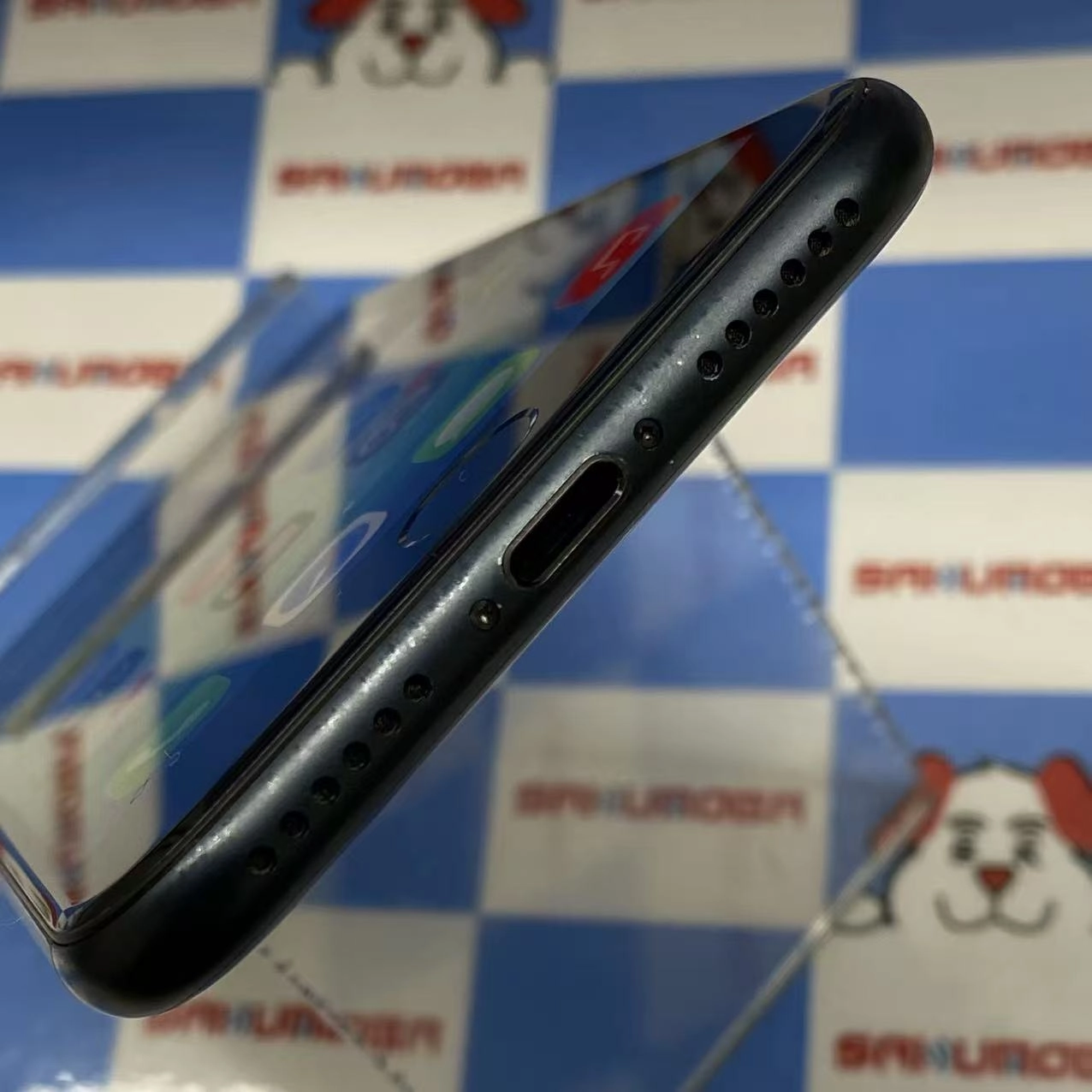 iPhoneSE 第3世代 128GB ミッドナイト MMYF3J/A docomo版SIMフリー