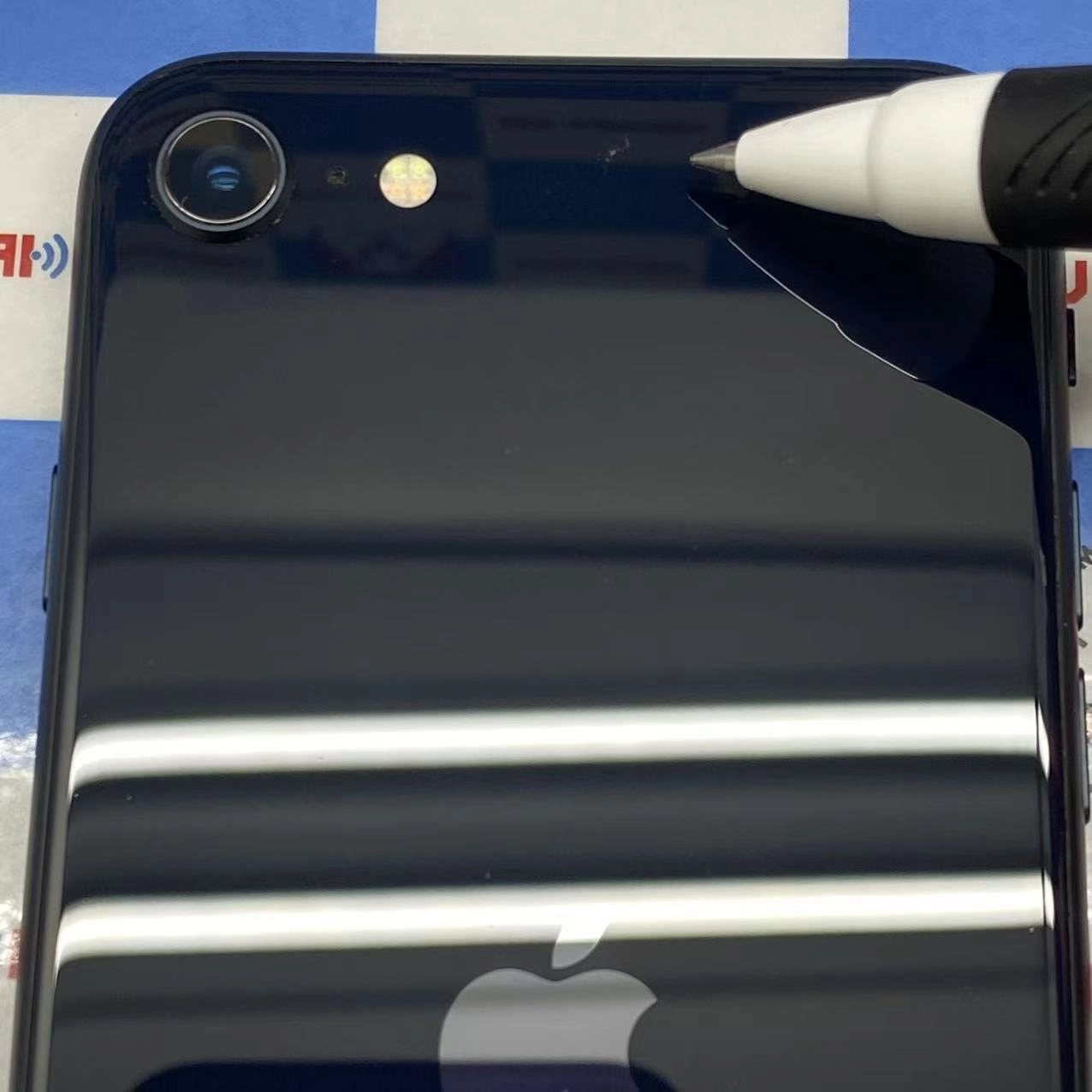 iPhoneSE 第3世代 128GB ミッドナイト MMYF3J/A Apple版SIMフリー