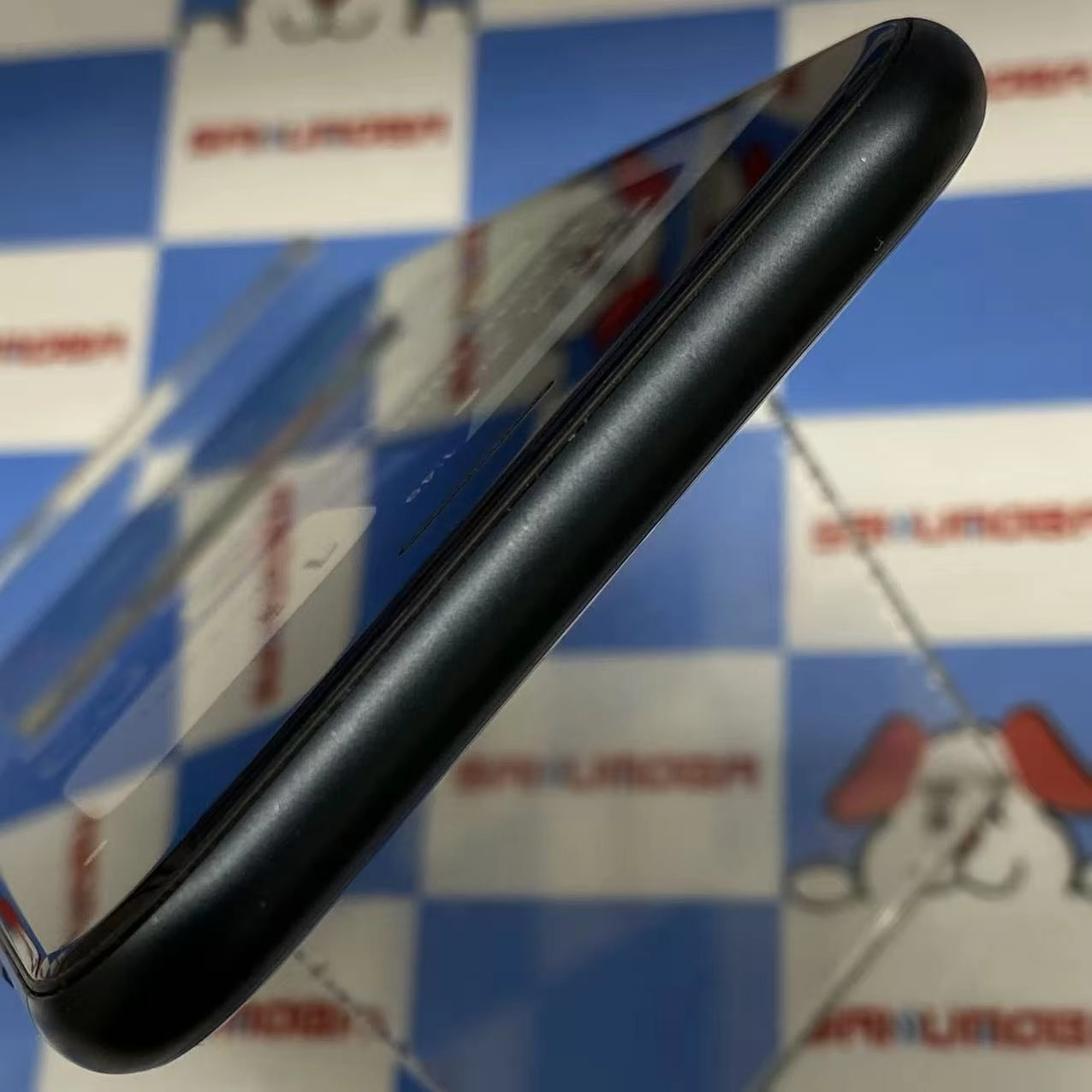 iPhoneSE 第3世代 128GB ミッドナイト MMYF3J/A Apple版SIMフリー