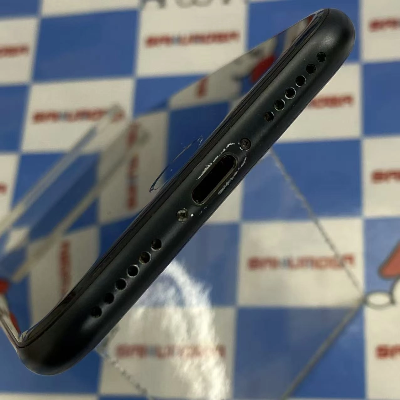 iPhoneSE 第3世代 128GB ミッドナイト MMYF3J/A Apple版SIMフリー