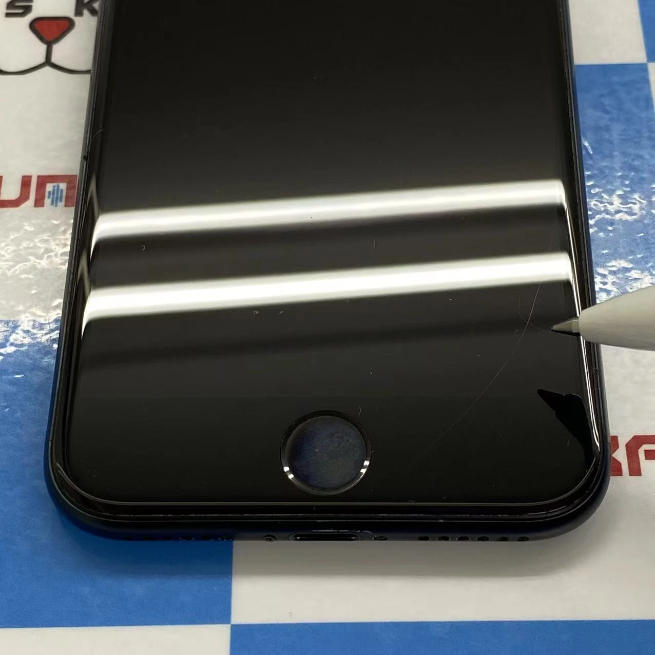 iPhoneSE 第3世代 128GB ミッドナイト MMYF3J/A Apple版SIMフリー