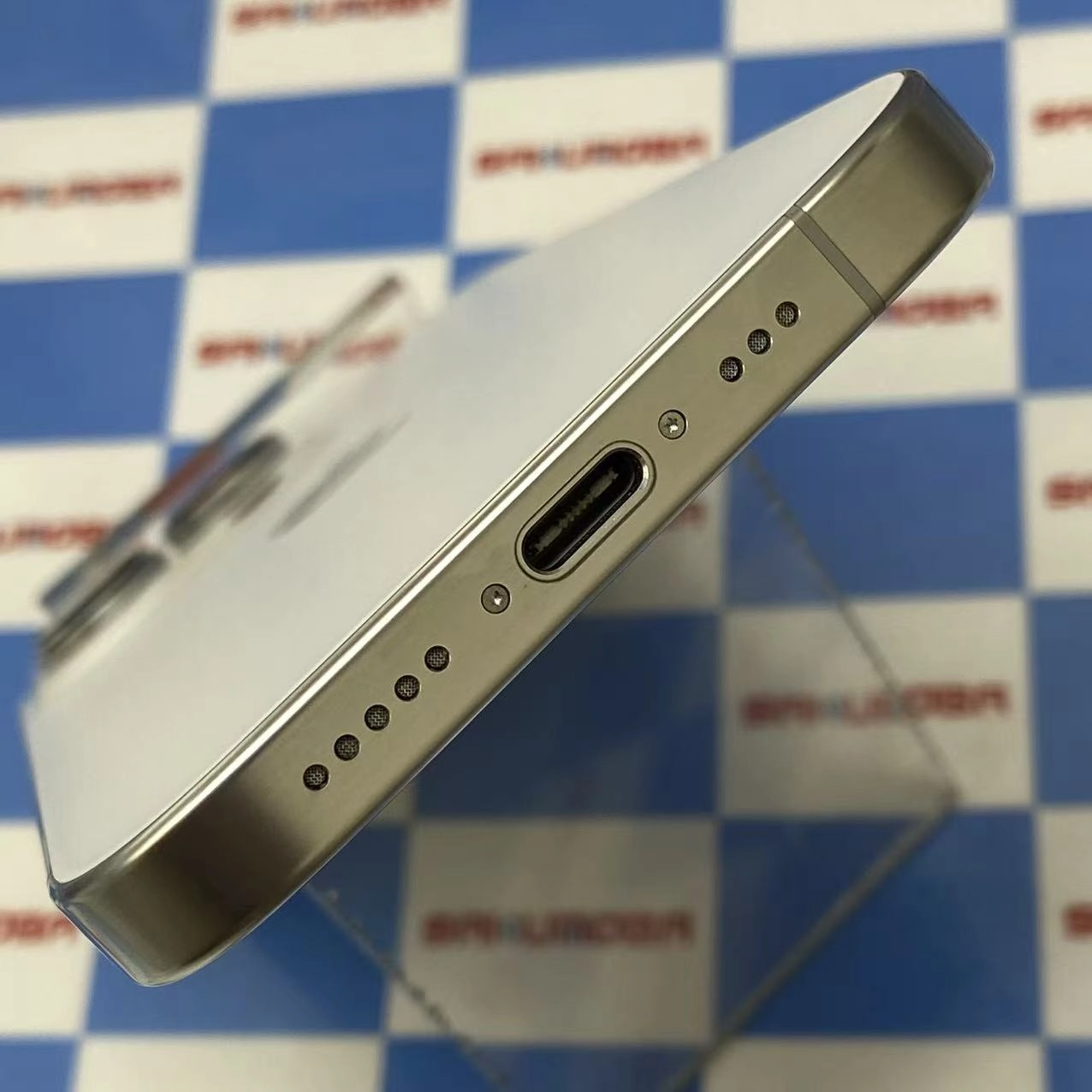 iPhone16 Pro 512GB ホワイトチタニウム MYN53J/A SIMフリー 極美品