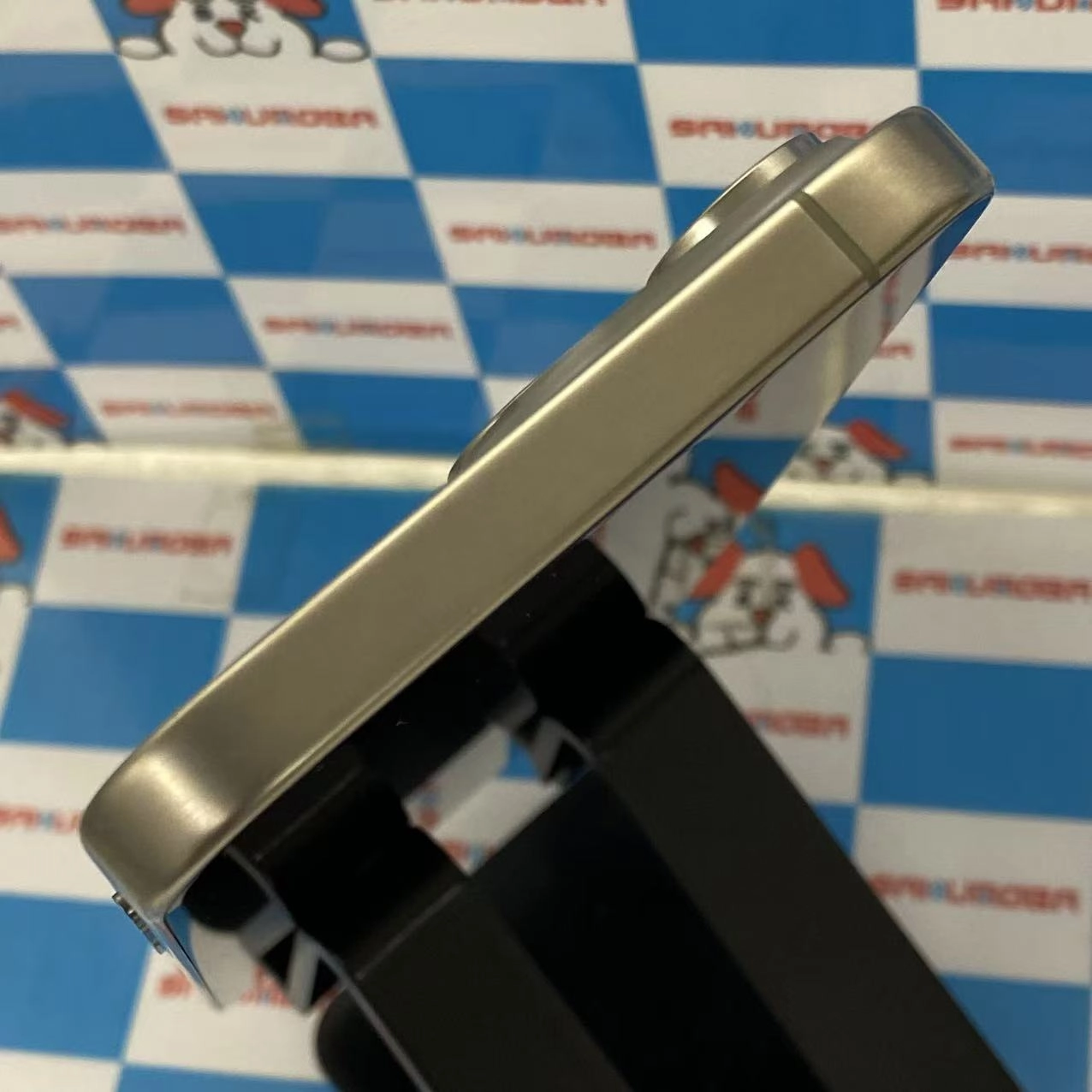 iPhone15 Pro Max 1TB ナチュラルチタニウム MU713J/A SIMフリー極美品