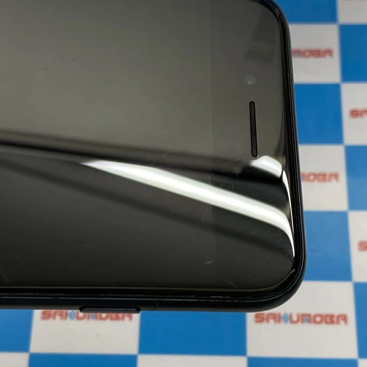 iPhoneSE 第3世代 64GB ミッドナイト MMYC3J/A docomo版SIMフリー