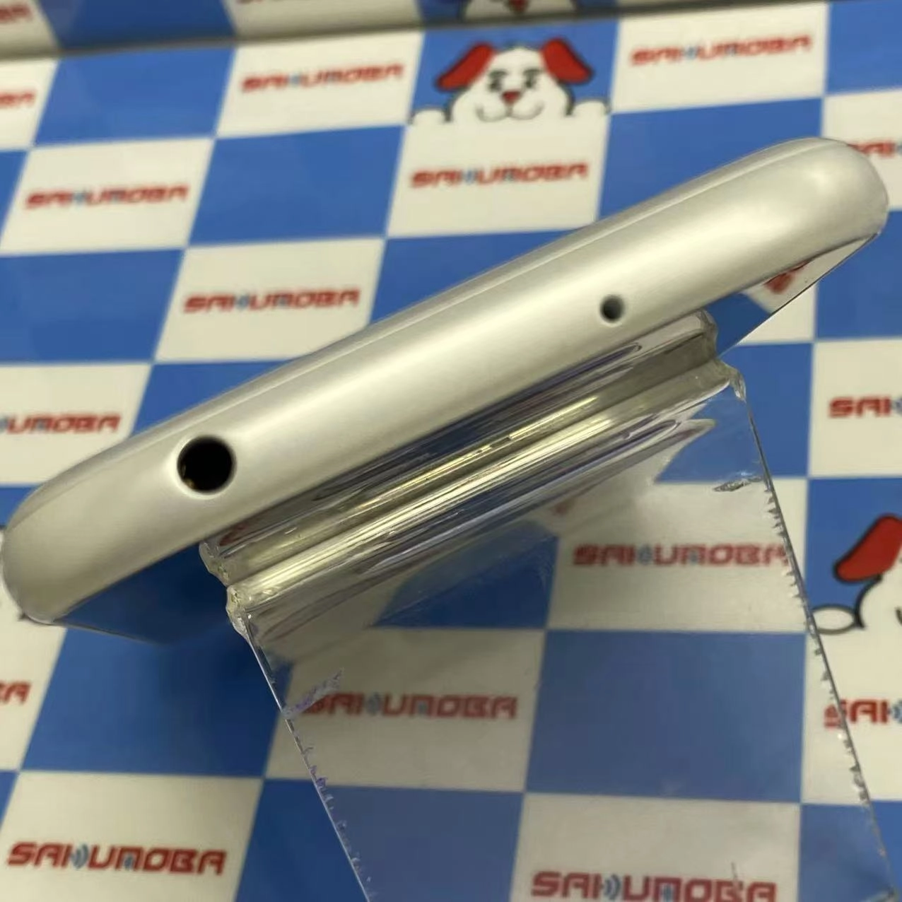 らくらくスマートフォン F-52B 64GB ホワイト docomo版SIMフリー 極美品