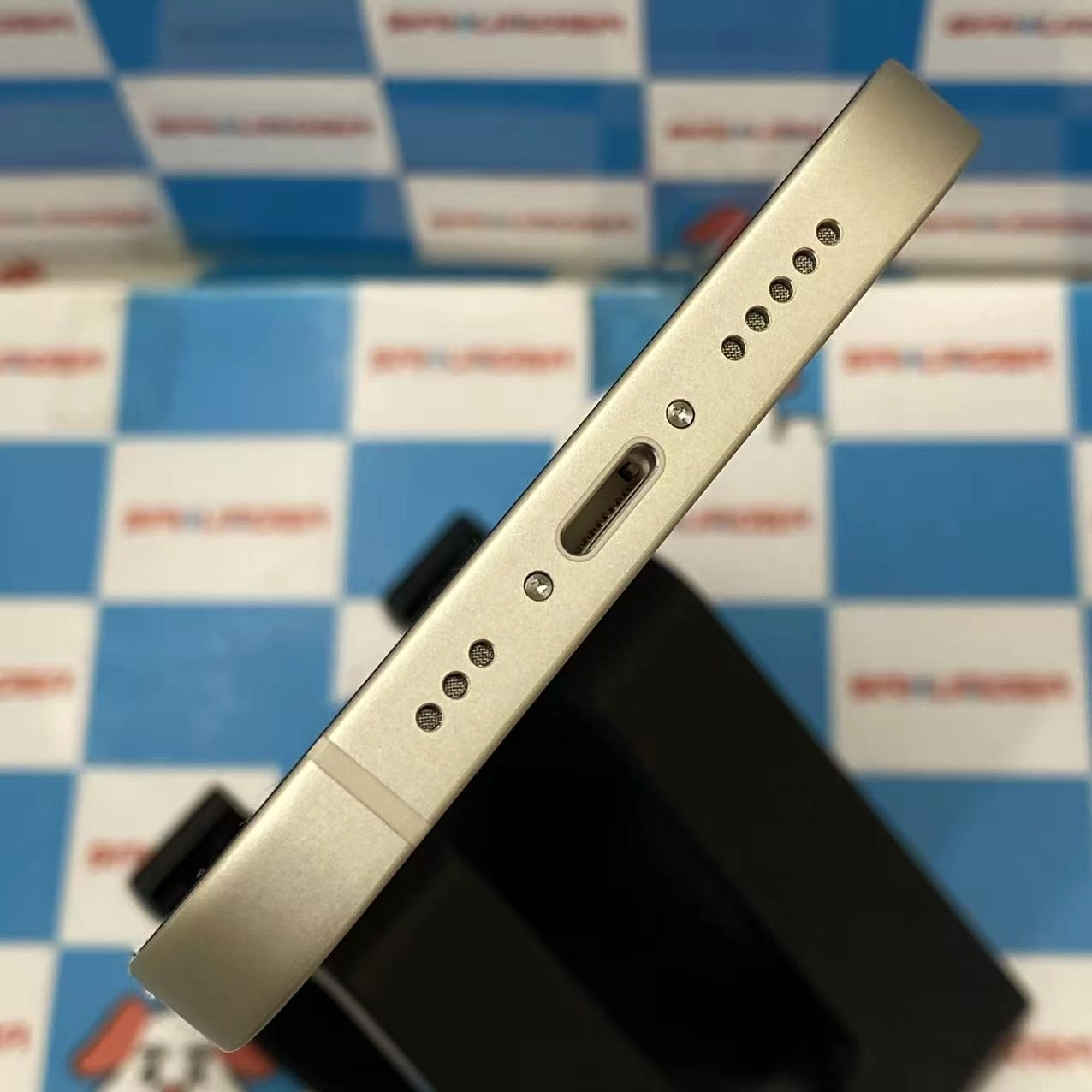 iPhone14 128GB スターライト NPUQ3J/A AU版SIMフリー 交換未使用