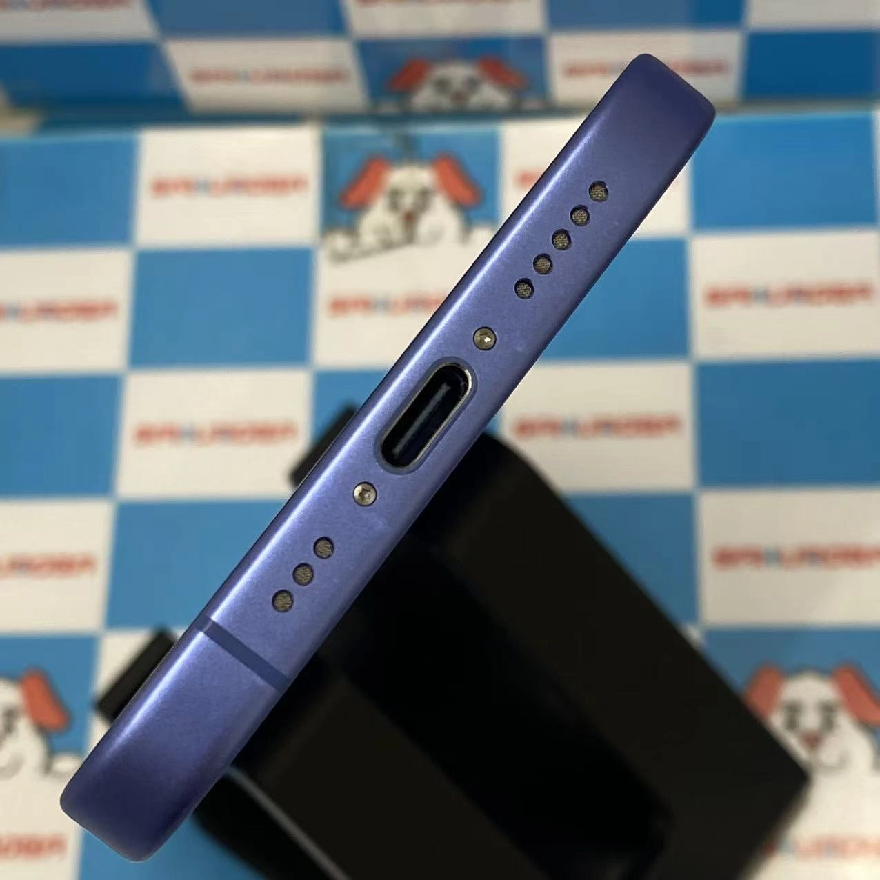 iPhone16 128GB ウルトラマリン MYDU3J/A docomo版SIMフリー 美品