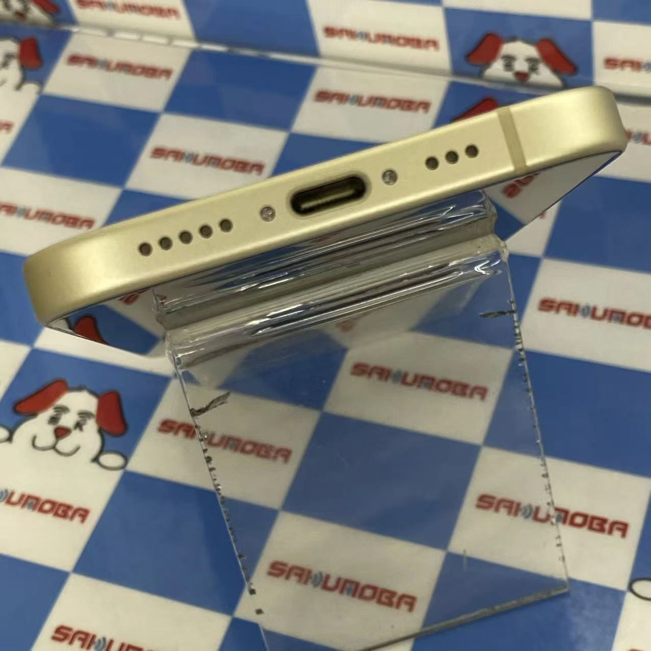 iPhone15 128GB イエロー MTMK3J/A docomo版SIMフリー 美品