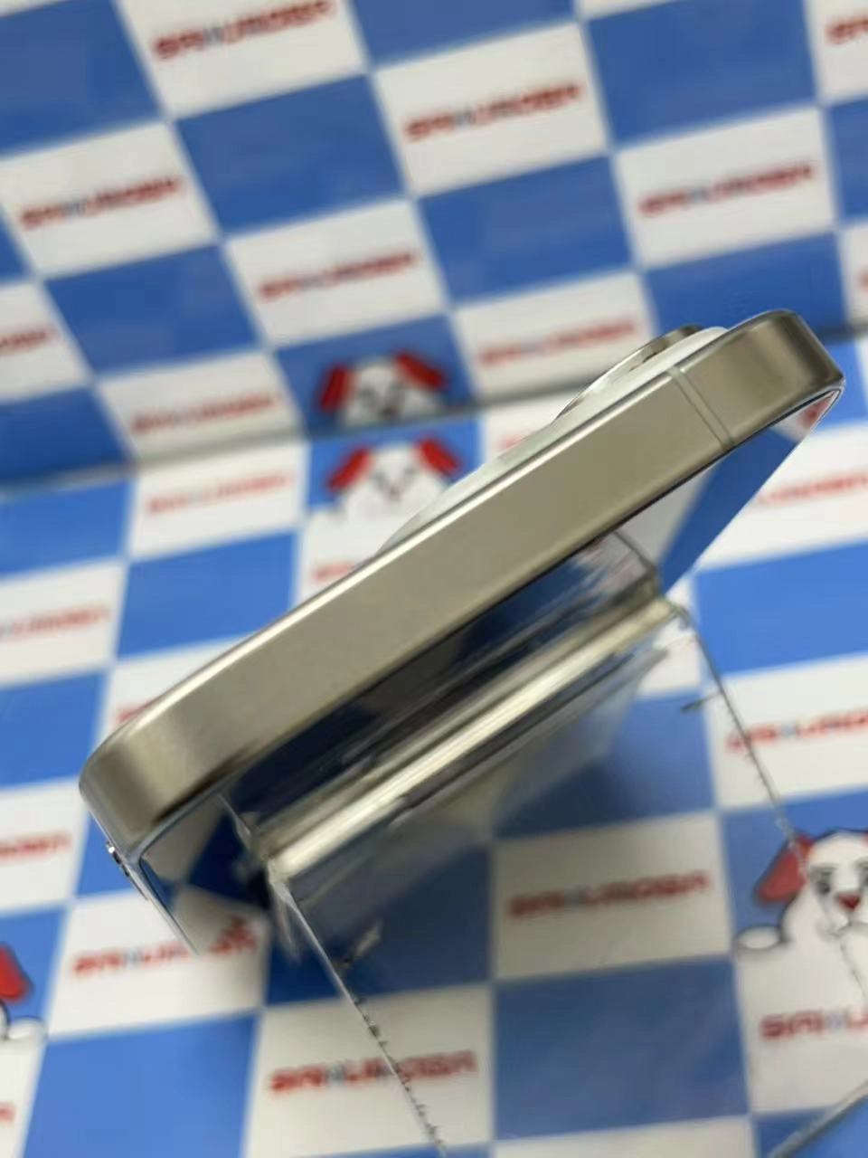 iPhone15 Pro 256GB ホワイトチタニウム MTUD3J/A docomo版SIMフリー