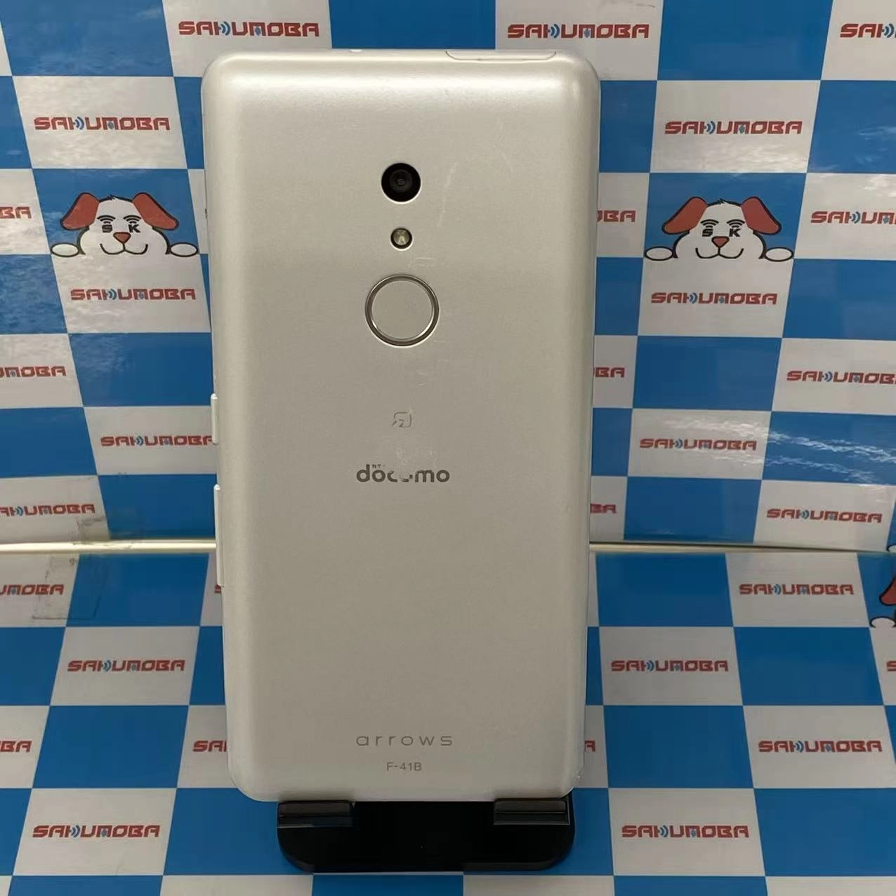 arrows Be4 Plus 64GB ホワイト F-41B docomo版SIMフリー