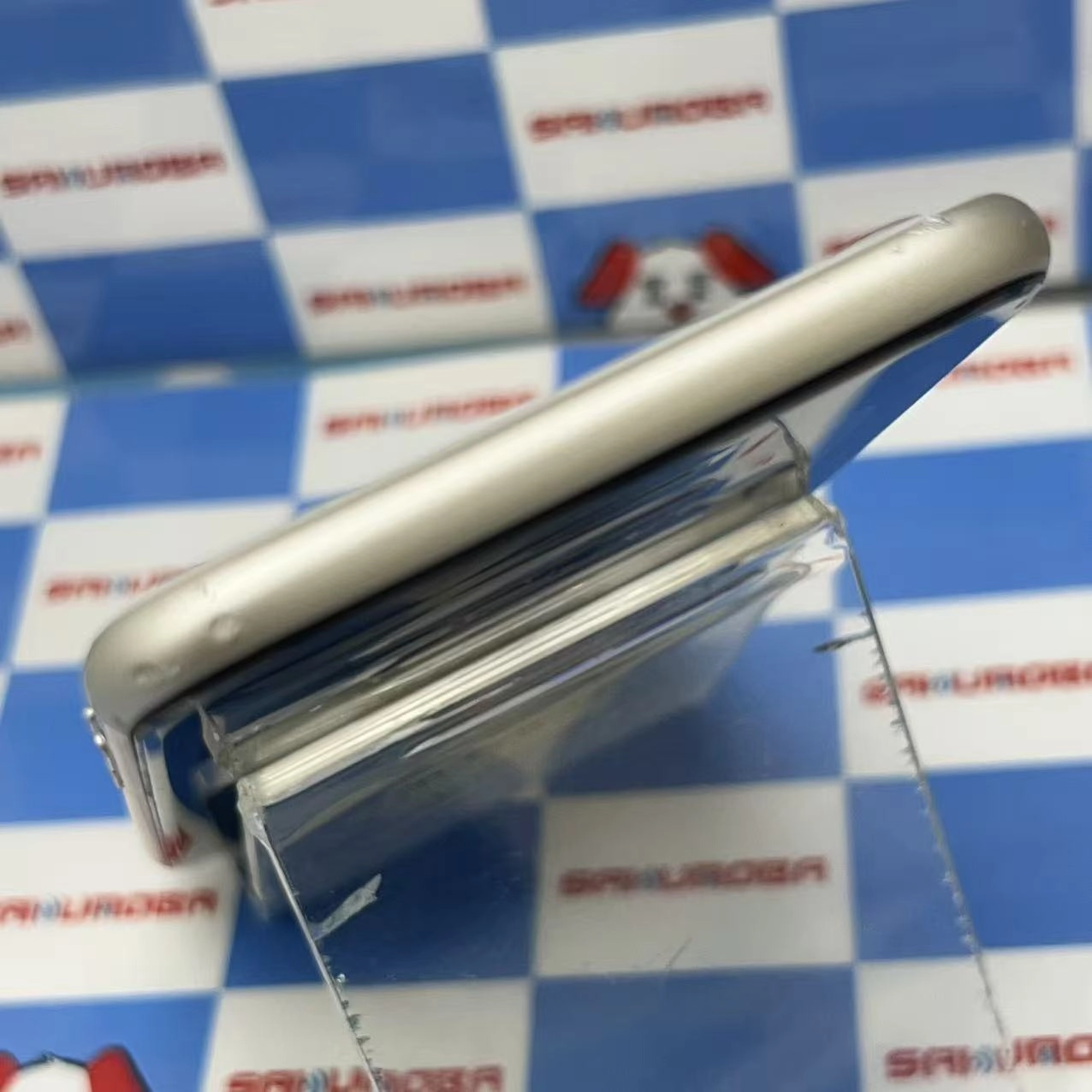 iPhoneSE 第3世代 64GB スターライト MMYD3J/A SoftBank版SIMフリー