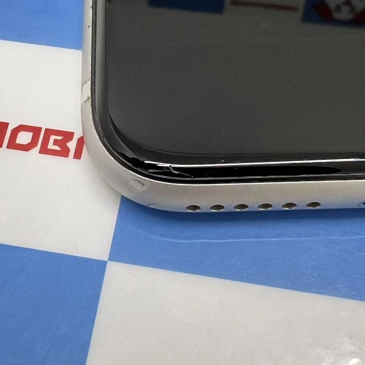 iPhoneSE 第3世代 64GB スターライト MMYD3J/A SoftBank版SIMフリー