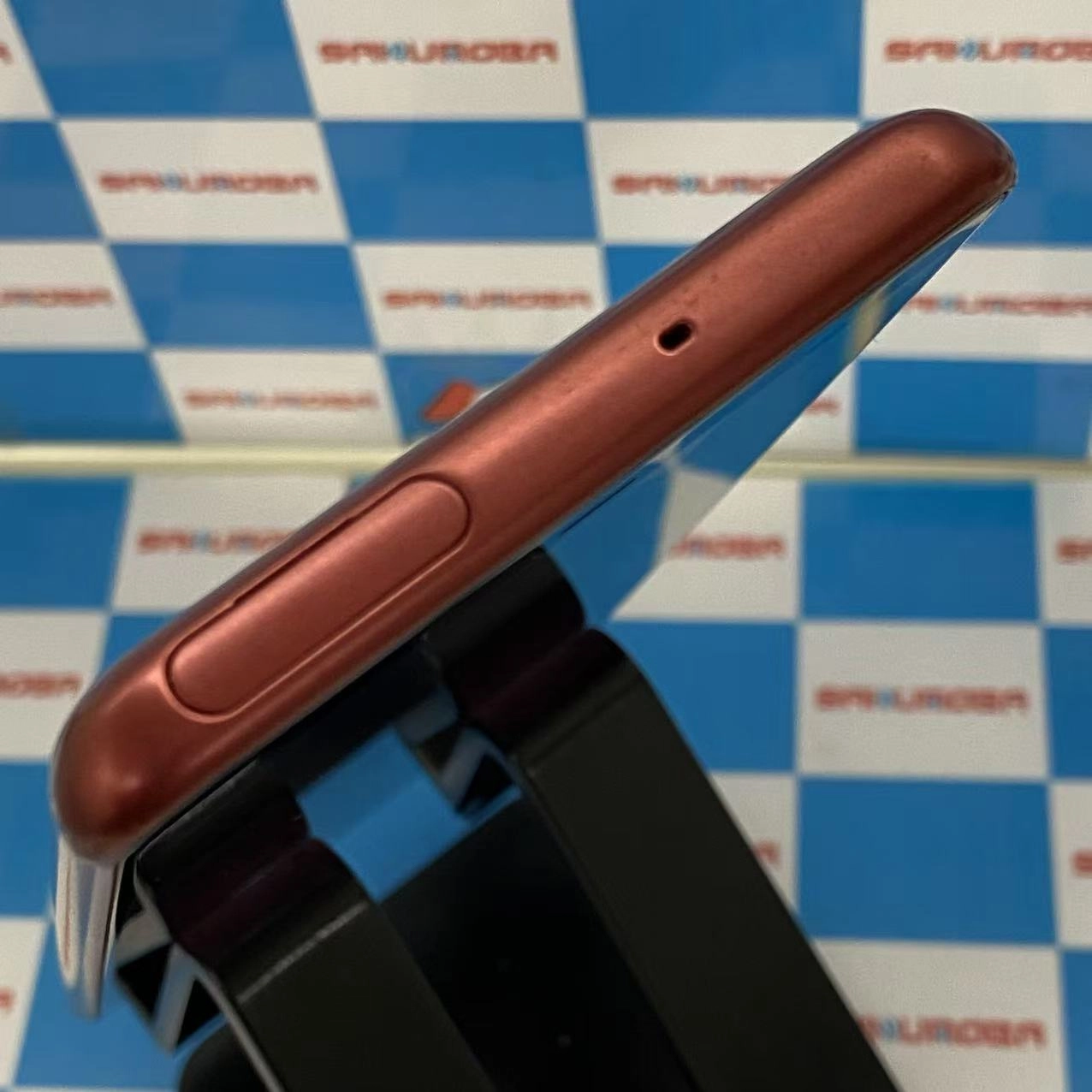 arrows Be4 Plus 64GB レッド F-41B docomo版SIMフリー