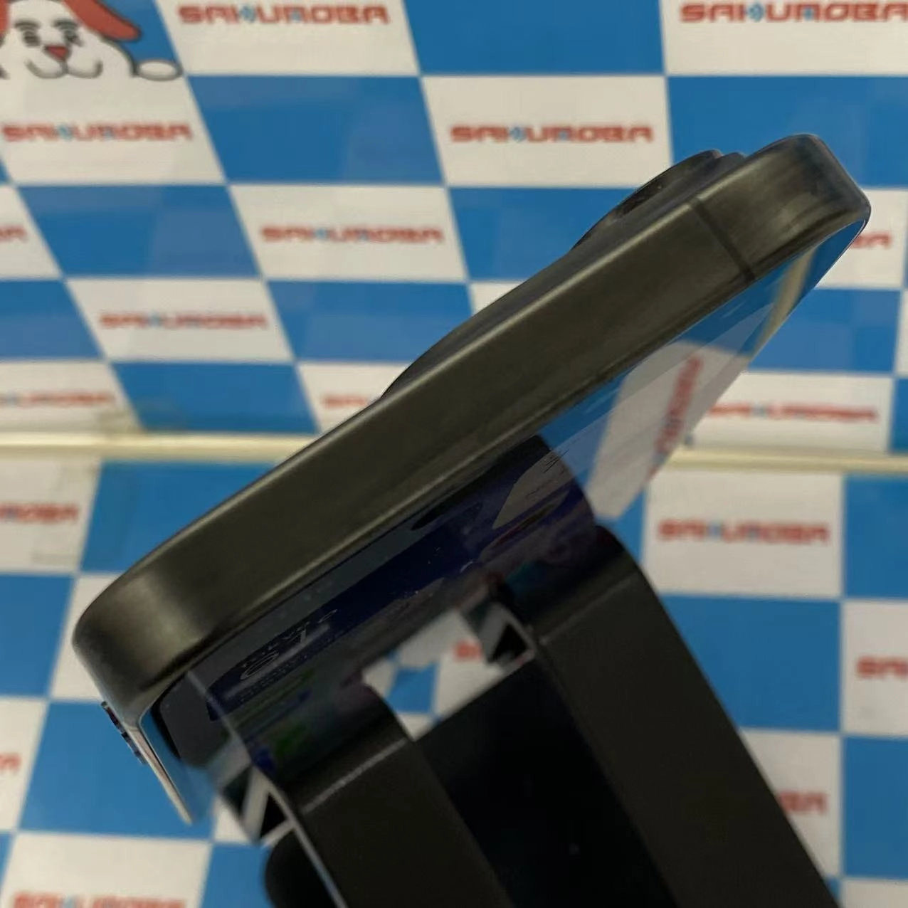 iPhone15 Pro 128GB ブラックチタニウム MTU73J/A docomo版SIMフリー美品