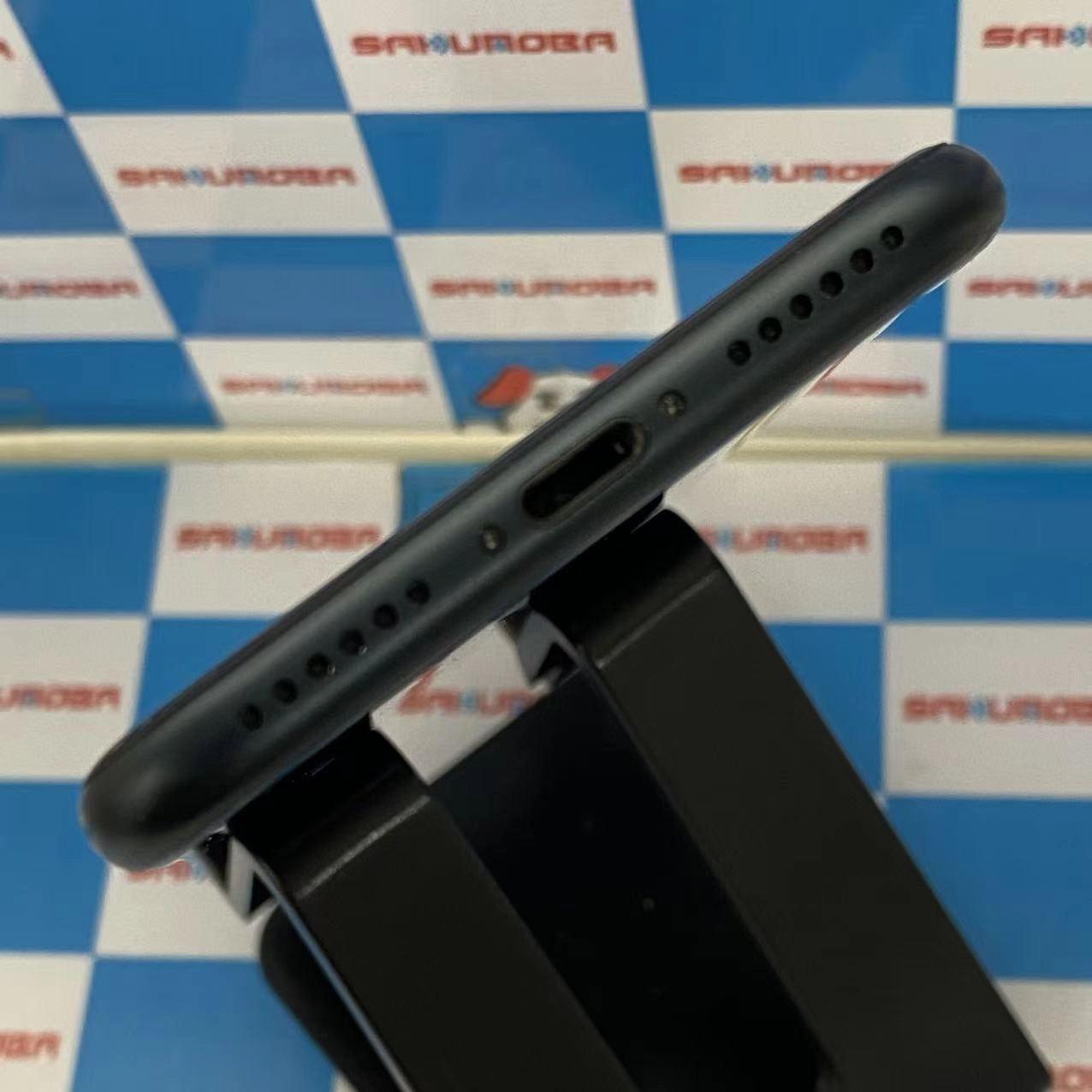 iPhoneSE 第3世代 128GB ミッドナイト MMYF3J/A SIMフリー美品