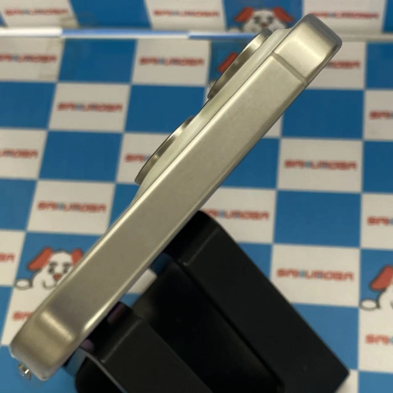 iPhone15 Pro Max 256GB ホワイトチタニウム MU6Q3J/A AU版SIMフリー美品 au