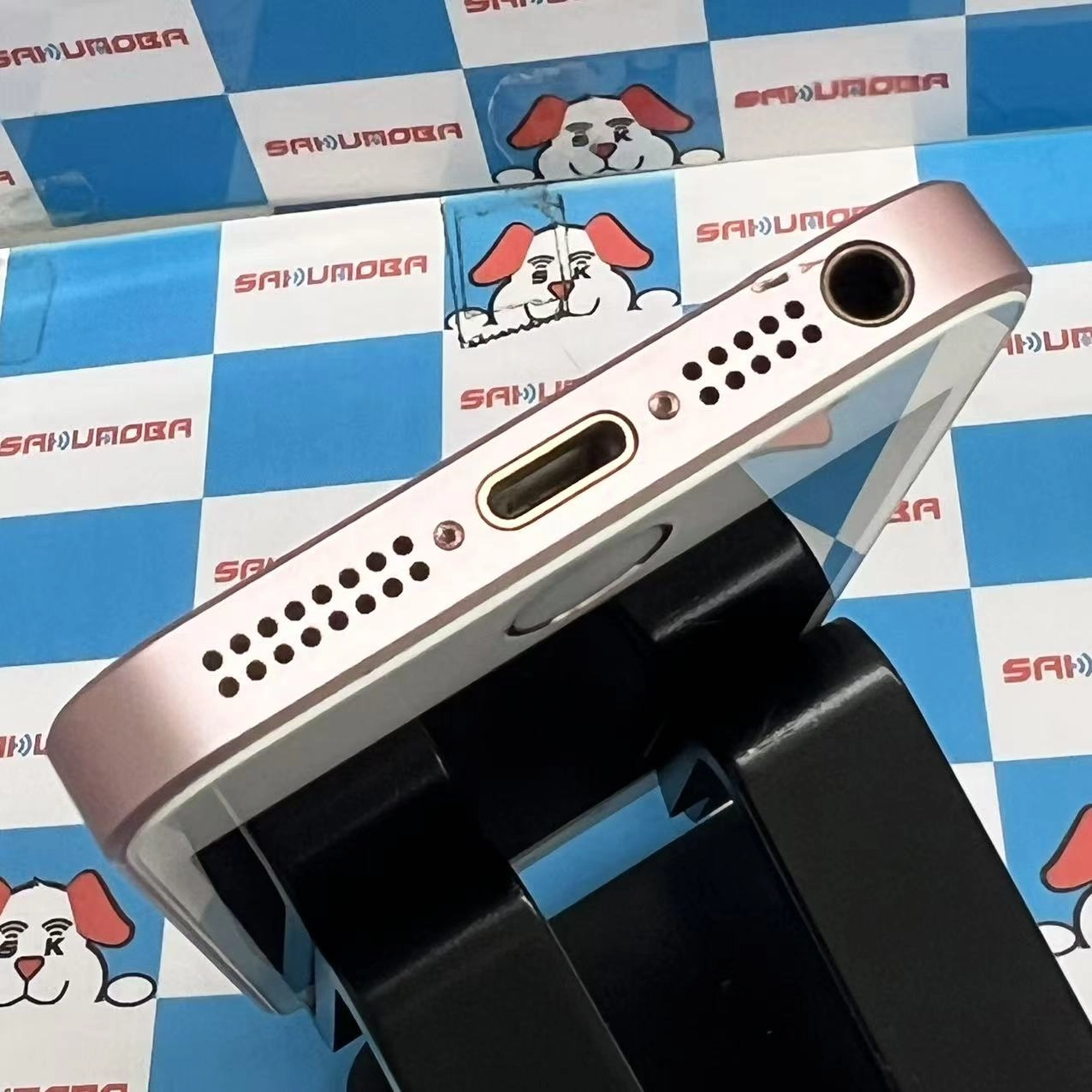 iPhoneSE 16GB ローズゴールド MLXN2J/A au 訳あり品