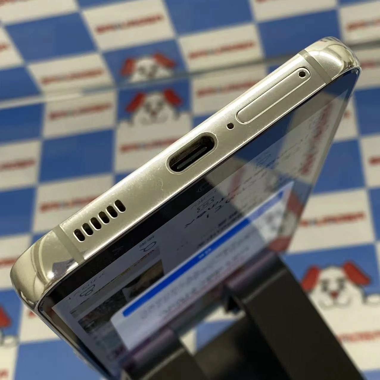 Galaxy S22 256GB ファントムホワイト SC-51C docomo版SIMフリー