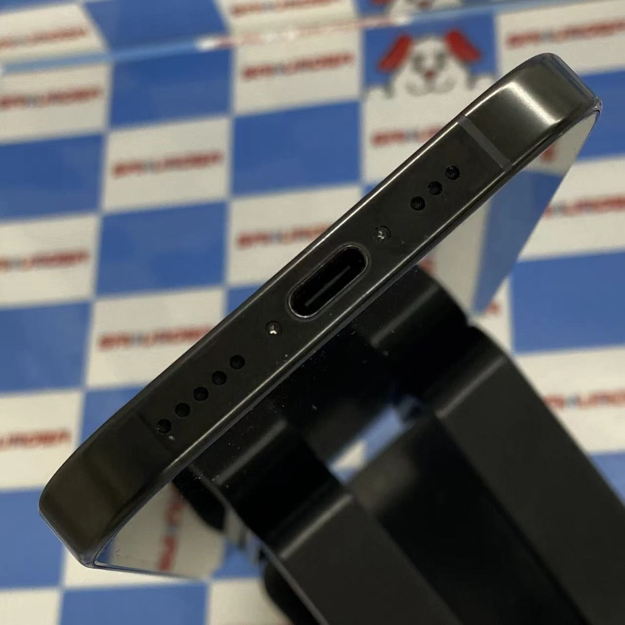 iPhone 16 Pro 128GB Black Titanium MYLN3CH/A 海外版SIMフリー 美品