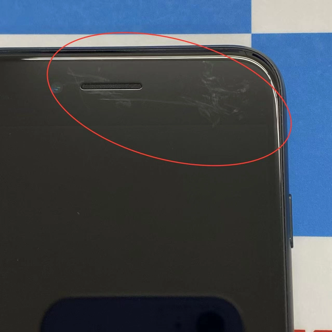 iPhoneSE 第2世代 64GB ブラック MX9R2J/A docomo版SIMフリー電池100%