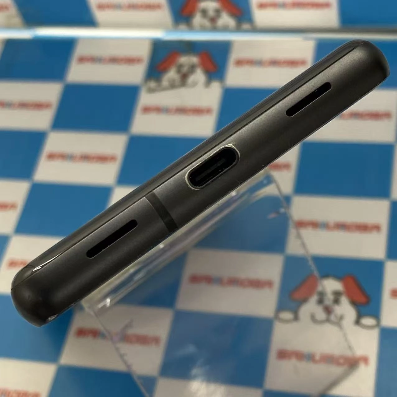 Google Pixel 7a 128GB Charcoal G82U8 docomo版SIMフリージャンク品